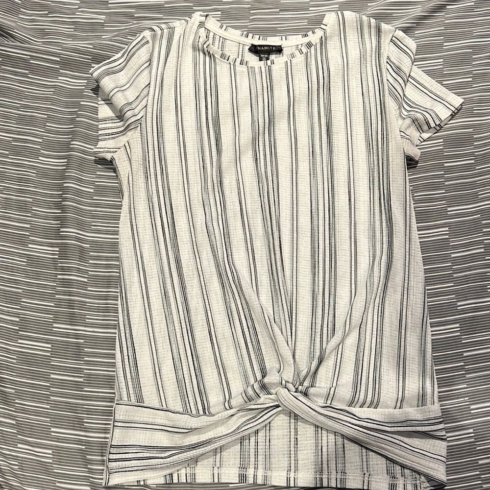 Dynamite short sleeve shirt